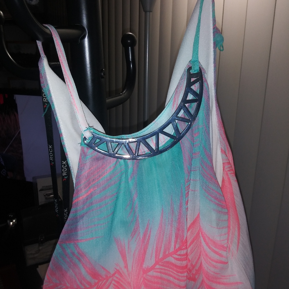 Dress - Picture 2 of 4